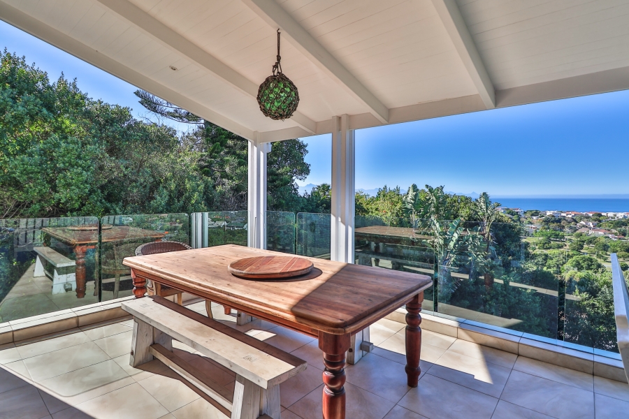 To Let 4 Bedroom Property for Rent in Lower Robberg Western Cape